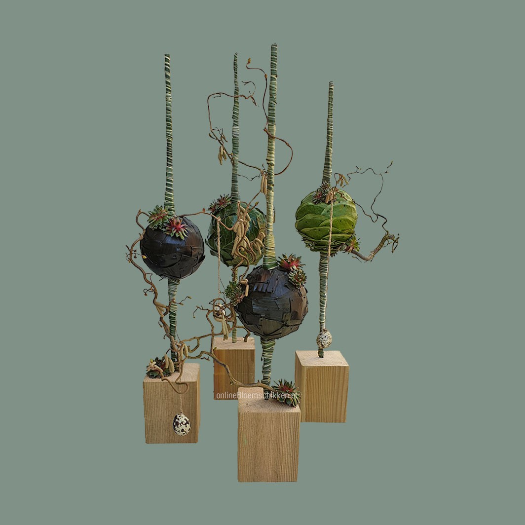 IB-092 | Floraal Object - met ballen